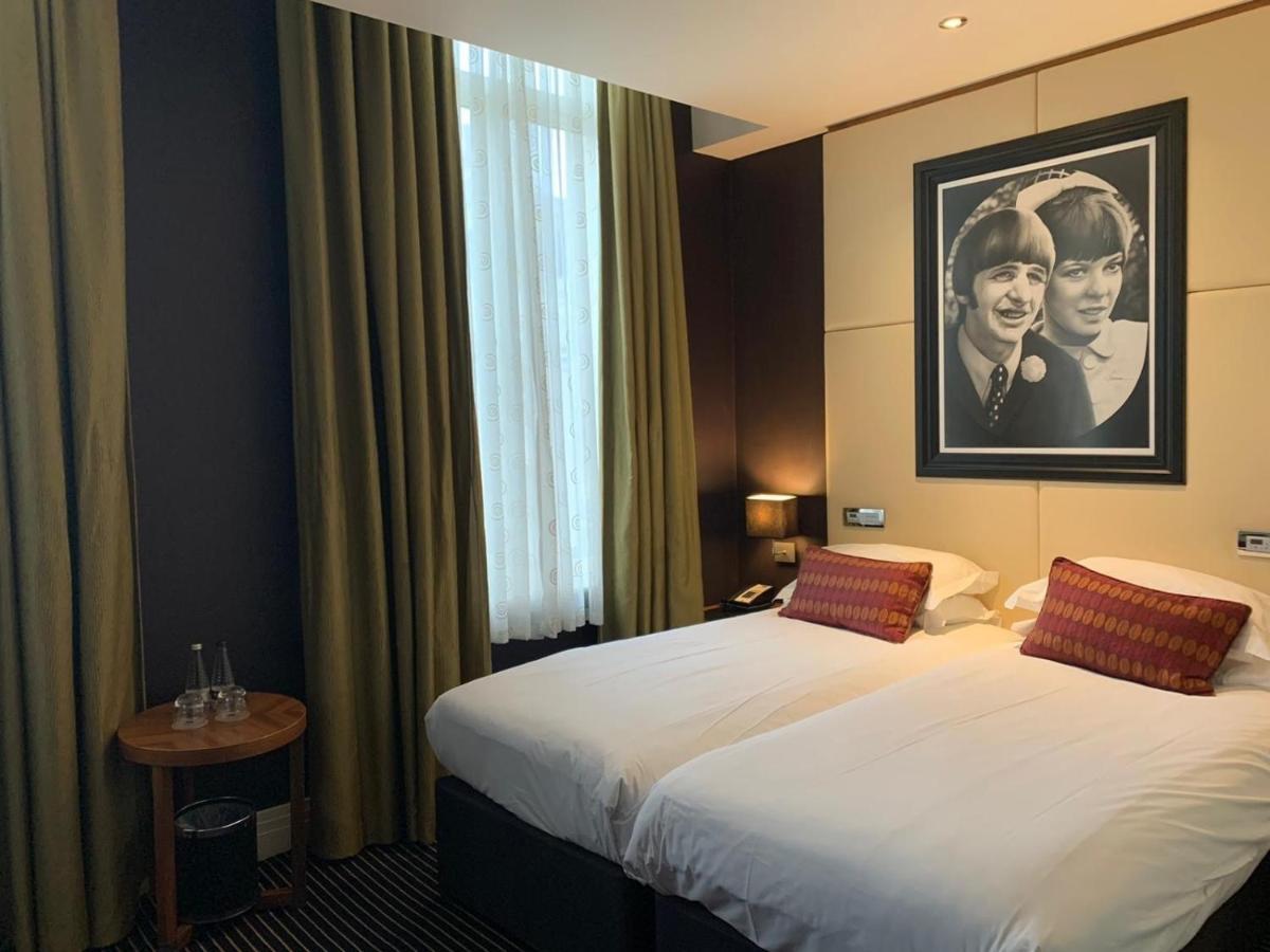 Classic Twin Room