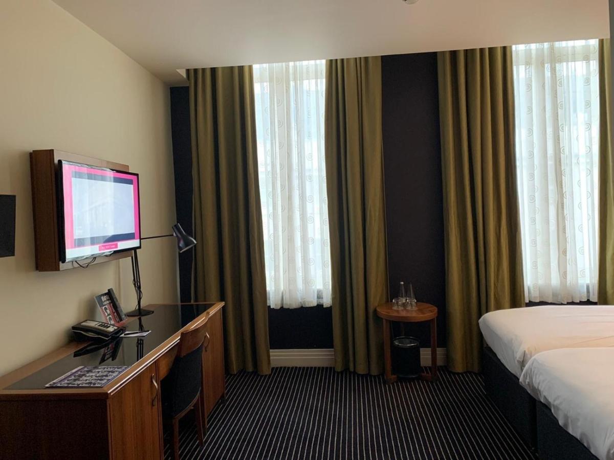Classic Twin Room