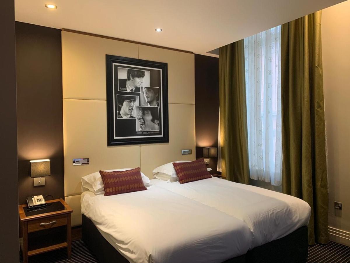 Classic Twin Room